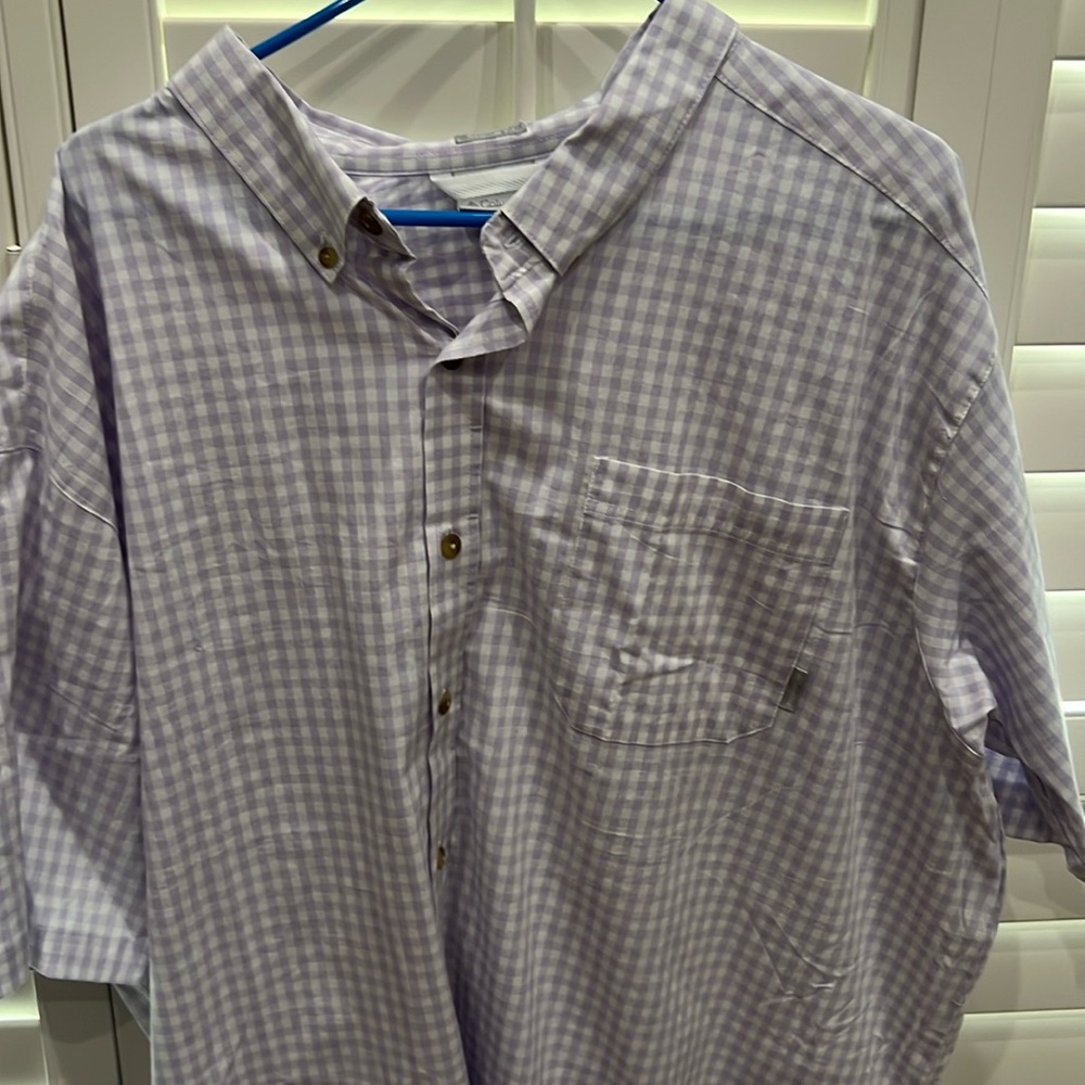 Columbia casual Short sleeve button down. Never worn